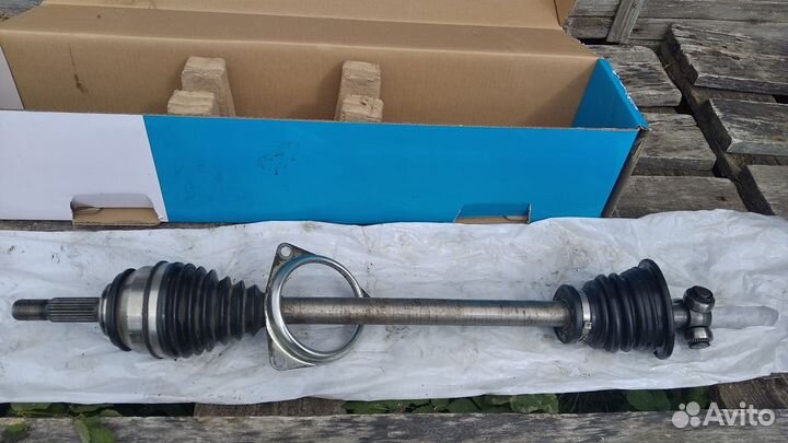 Привод левый renault logan 1