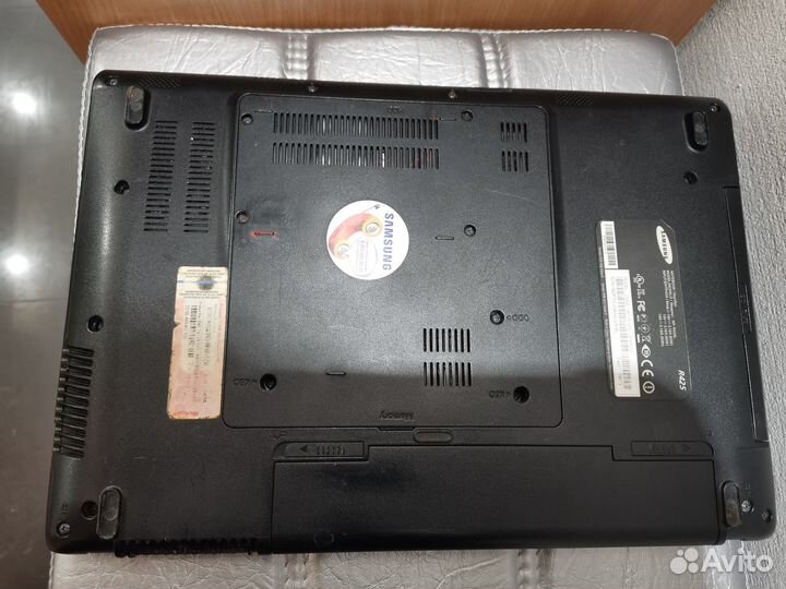 Ноутбук Samsung R425