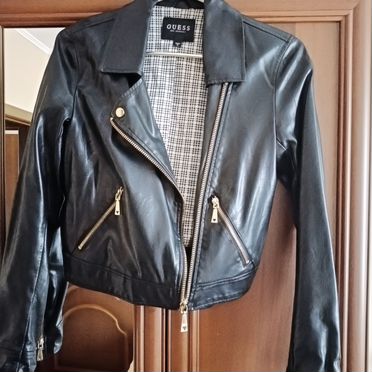 Кожаная женская куртка косуха гуэс, р-р 42