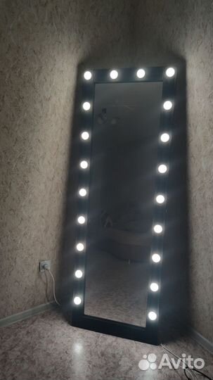 Зеркало с подсветкой