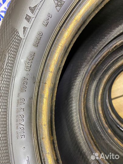 Gislaved Nord Frost 5 215/65 R16 102T