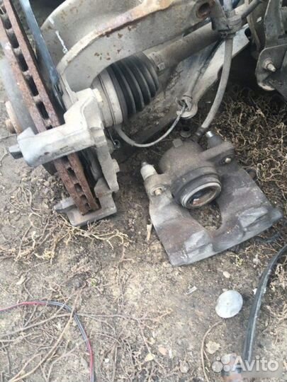 Суппорта передняя Renault Megane 2