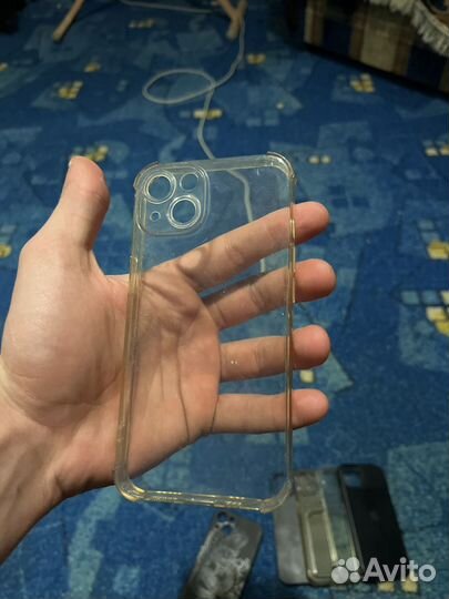 Чехлы на iPhone 13