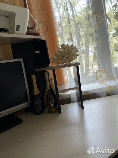 Компьютерный стол