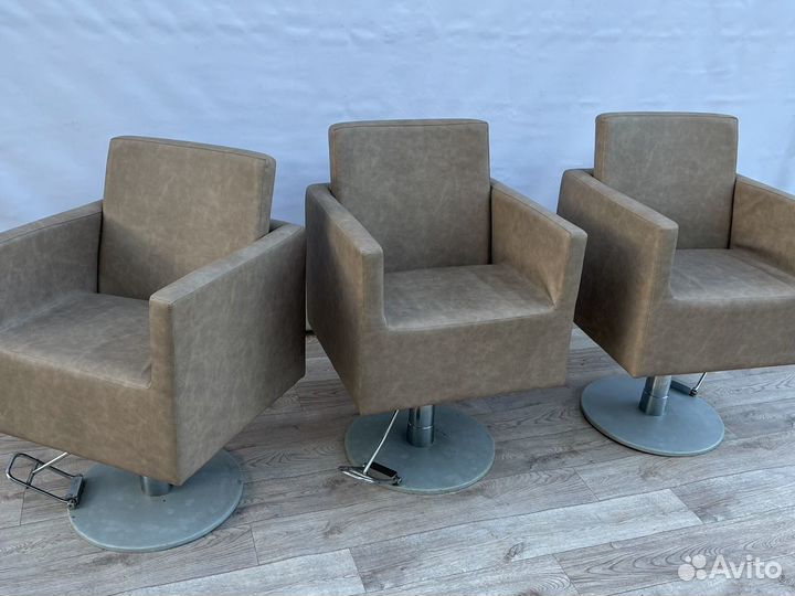 Парикмахерское кресло Италия Maletti