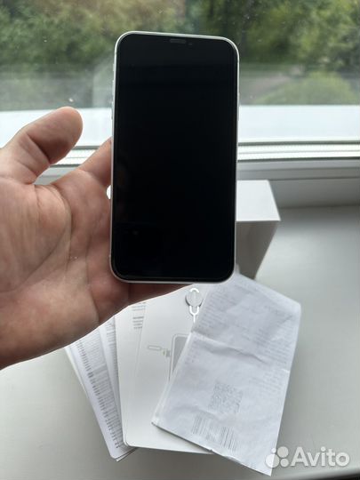 iPhone XR 64gb white торг