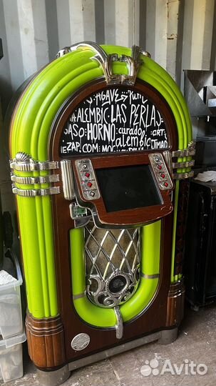 Музыкальный автомат Juke Box