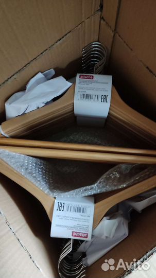 Вешалки плечики деревянные