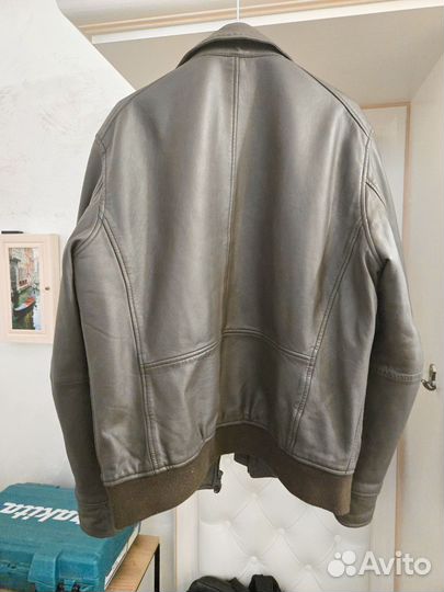 Кожаная куртка мужская 48 50