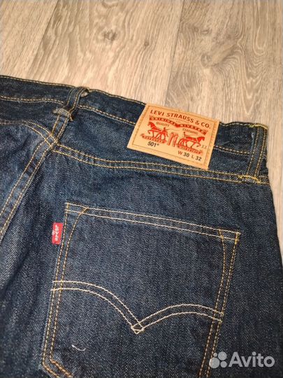 Джинсы Levis 501