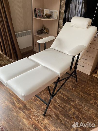 Массажный стол