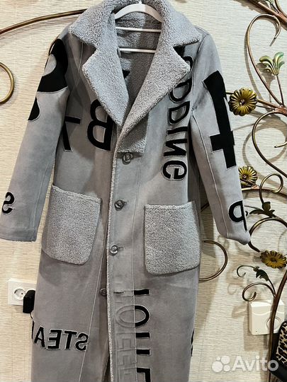 Пальто женское 42 44