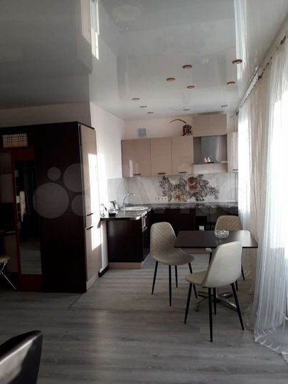 2-к. квартира, 42 м², 3/4 эт.