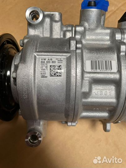 Компрессор кондиционера VAG 80A820803
