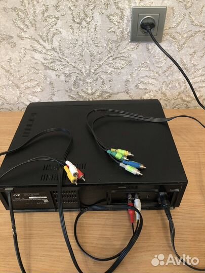 Видеомагнитофон JVC япония