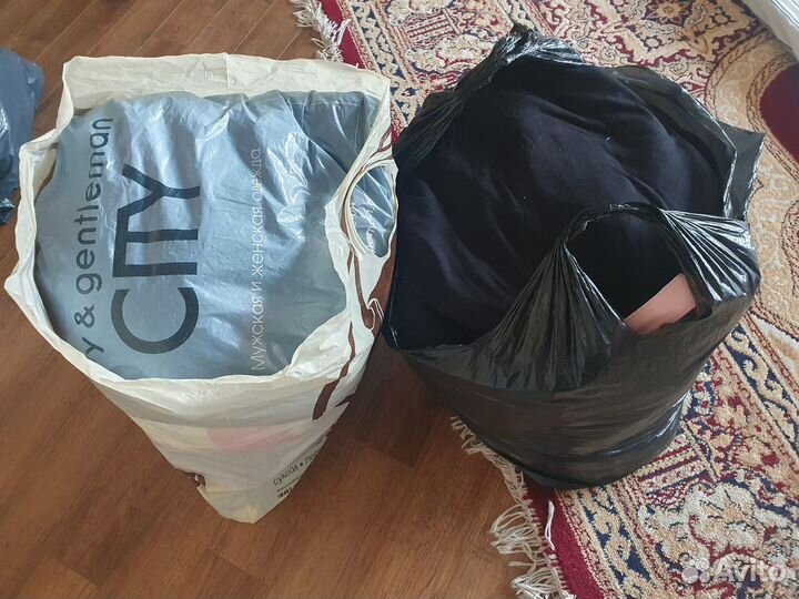 Вещи два пакета,52-54 размер