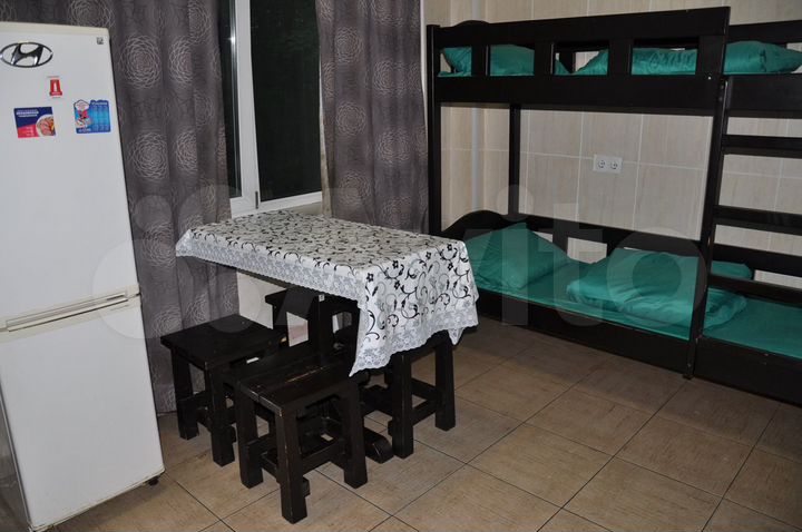 Комната 24 м² в 5-к., 1/2 эт.