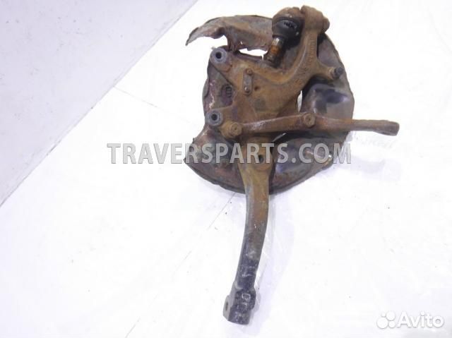 Кулак передний левый