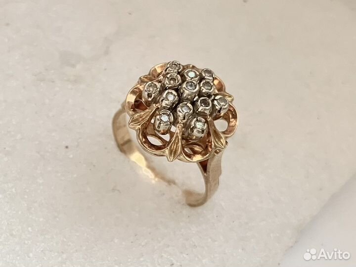 Советское золотое кольцо 583 с бриллиантами