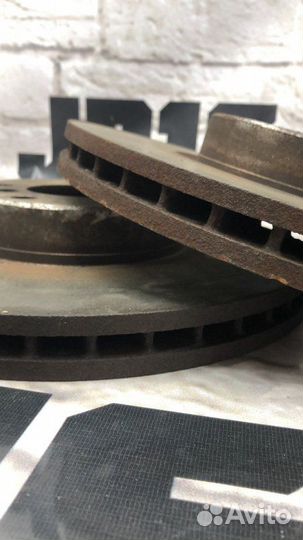 Диск тормозной передний правый Bmw X5 E70 4.8