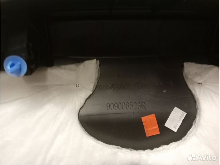 Обшивка крышки багажника, 909008523 renault duster