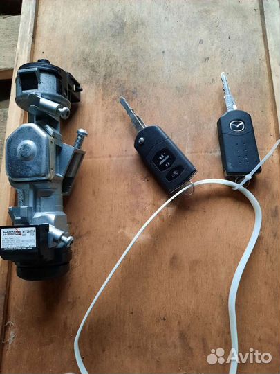 Mazda 3 bl замок зажигания с ключами