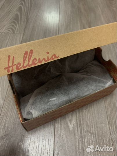 Новые лаковые туфли