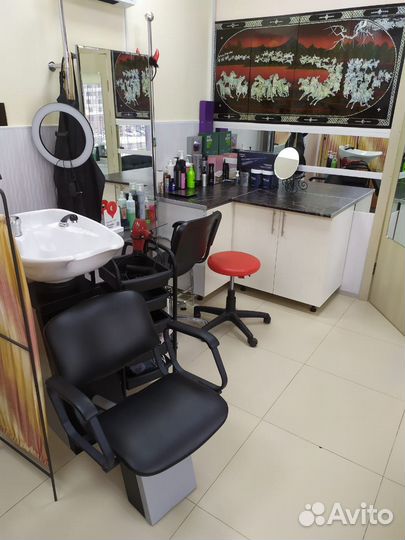 Вакансия парикмахер-универсал