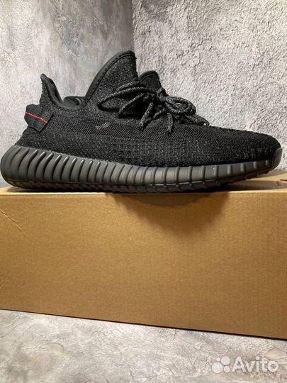 Adidas Yeezy Boost 350 v2 черные