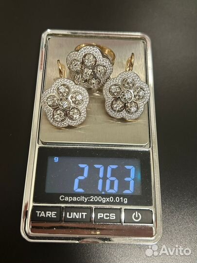 4 Новых комплета 