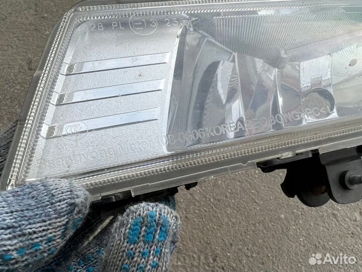 Фара противотуманная левая Kyron (после 2007 г.)