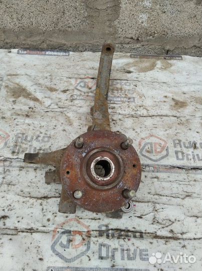 Кулак поворотный передний правый Hyundai Sonata EF