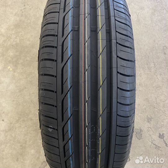 Bridgestone Turanza T001 215/50 R18 W