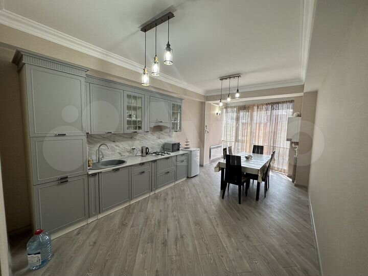 3-к. квартира, 110 м², 9/10 эт.