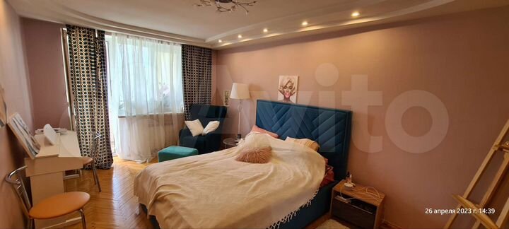 3-к. квартира, 79 м², 5/5 эт.