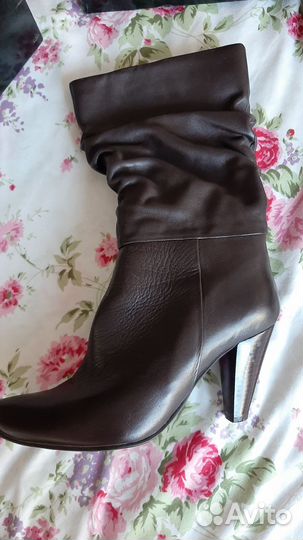 Сапожки женские