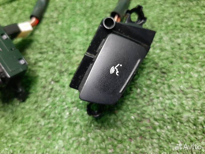 Кнопки мультимедиа на руль KIA Sportage 3 (SL) 20