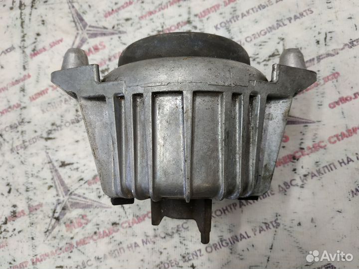 Подушка двигателя om651 Mercedes