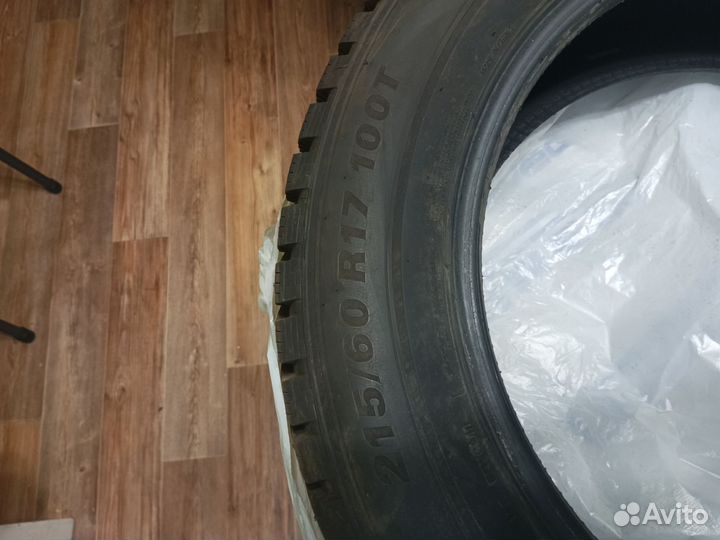 Kumho WinterCraft SUV Ice WS31 215/60 R17