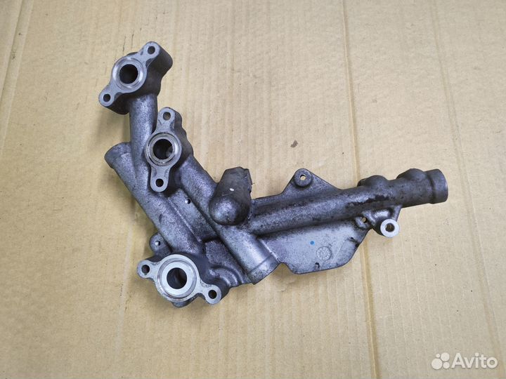 Кронштейн маслоохладителя Avensis, RAV4 2,2TDI