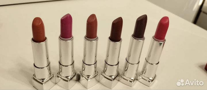 Матовая помада Макс Фактор