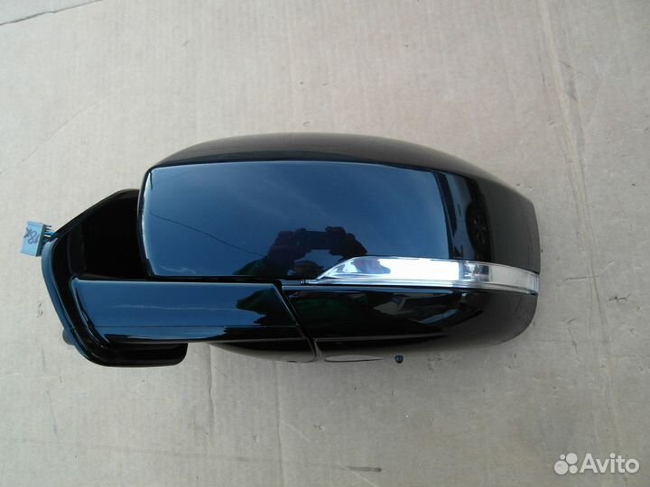 Зеркало левое 18 конт Land Rover Discovery 4 13-16