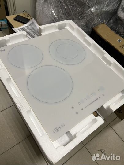 Электрическая варочная поверхность zugel ZEH452W