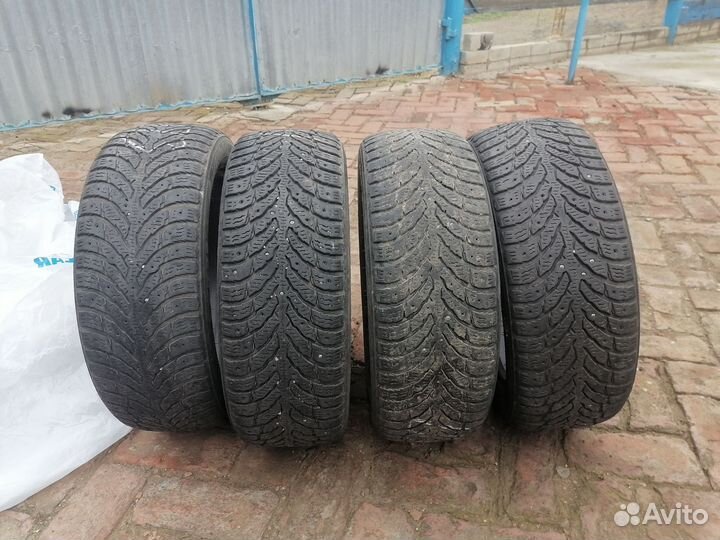 Accelera 651 10/10 R16