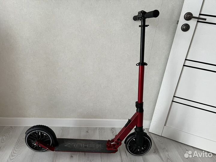 Продам самокат Schulz