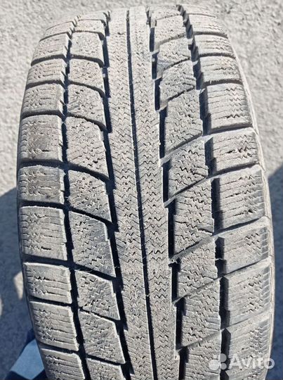 Triangle TR777 255/45 R17