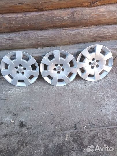 Колпак toyota 16 б/у