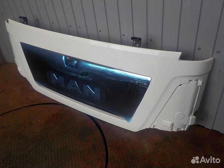 Капот MAN TGS 81611106096