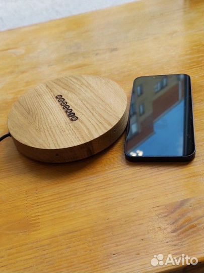 Зарядное устройство. Беспроводное