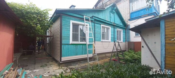 Бригада строителей